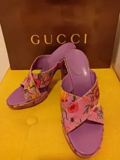 【更にお値下げしました❗】GUCCI⭐ピンクとパープルの鮮やか花柄ミュール