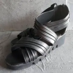 Item thumbnail for item 47845aec-9e0b-4d52-af9a-fb74e109588b