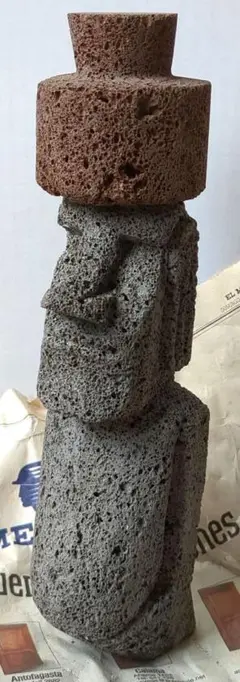 石のモアイ像 イースター島