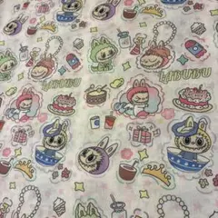LABUBU チェーン　ケーキ　生地　ぬいぐるみ　柄　布　綿ポリ