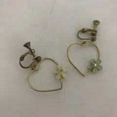 ハンドメイド 花チャーム付き イヤリング