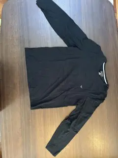 EMPORIO ARMANI ブラック長袖カットソー