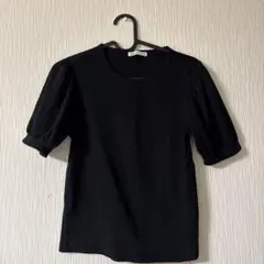 ZARA トップス　半袖　黒　ブラック