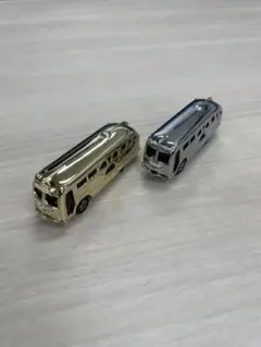 トミカ　ディズニーリゾートクルーザー　金　ゴールド　通常品の2台セット トミカ ディズニーリゾートクルーザー 金 ゴールド 通常品の2台