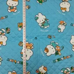 キルティング ウサギ 昭和レトロ 約90cm×50cm