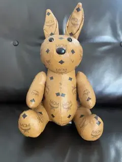 値下げMCM ドッグドール　ぬいぐるみ　非売品 MCM (エムシーエム) 別注 DOG DOLL ドックドール 犬 ぬいぐるみ