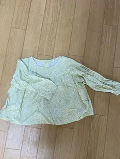 アラジンキッズ　花柄長袖シャツ M（90〜100cm）