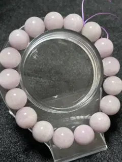 Item thumbnail for item 27567031-d981-407b-a174-4075135f9e51
