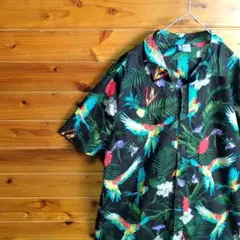 アロハシャツ　柄シャツ　半袖シャツ　M　黒　緑　オウム　南国の鳥　パイナップル