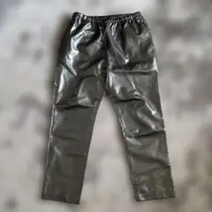 新品！UNITED ARROWS ボトム　フェイクレザー　イージーパンツ