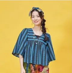 MALAIKA マライカ　幾何学模様プルオーバー