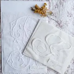 アンティークモノグラム刺繍 2種類 フランスアンティーク
