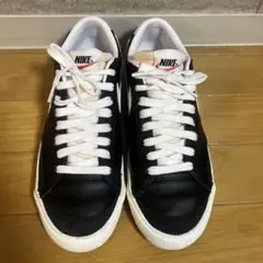 美品　NIKE ナイキ スニーカー ブレザー ロー メンズ 黒 25.0㎝