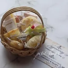 ミニチュアフード　スイーツやパンの盛り合わせ♥