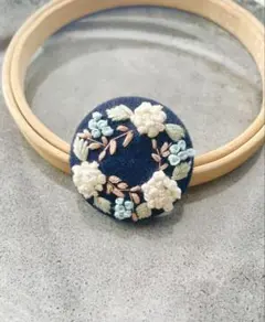 Item thumbnail for item d1798f83-7eee-45bb-aea6-f4bbb4ed78d3