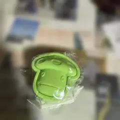 Item thumbnail for item 2f9303a8-d611-4cad-8264-ad63db51ac8a