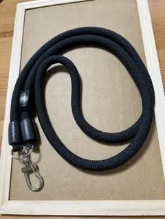 ブラックショルダーストラップ