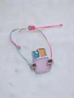 ステンドグラスのブレスレット　うさぎ　ハンドメイド
