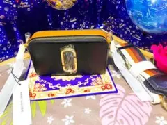 〈新品未使用〉〈美品〉MARC JACOBSスナップショットショルダーバッグ