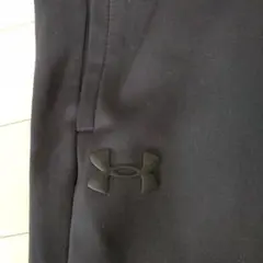 Under Armour 黒 ジャージパンツ 150
