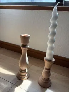 木製キャンドルホルダーとホワイトキャンドルセット