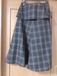 アドーア チェックスカート