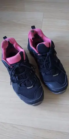 スニーカーTERREX ゴアテックス 23.5cm