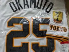 岡本和真　ジャイアンツ優勝記念ユニフォーム