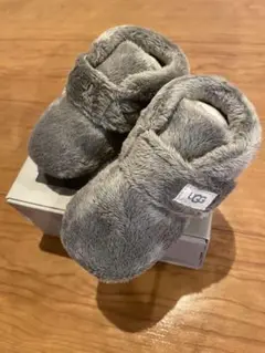 ugg ベビーシューズ ブーツ04/05 M 新品未使用