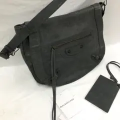 5836 BALENCIAGA クラシック ネオフォルク ショルダーバッグ