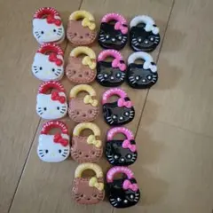 ハローキティ・黒猫デコレーションパーツ 16個セット
