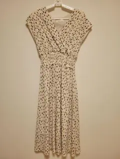 ノースリーブロングワンピース ベージュ