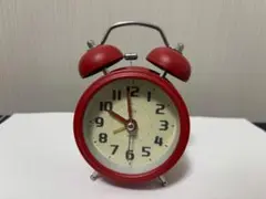 赤　アラーム時計 コンパクト