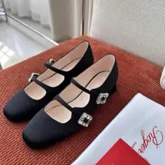 Roger Vivier ビジュー付きストラップフラットシューズ 23.5