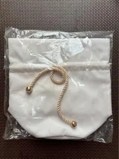 クレ・ド・ポーボーテオリジナル巾着ポーチ　非売品