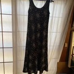 花柄ノースリーブロングワンピース