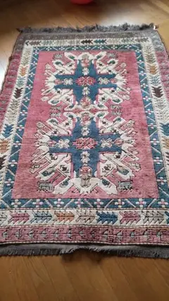 絨毯　カーペット　カザフスタン　カザック刺繍　洋書　古書　模様　パターン ラグ とカーペット | Kawasemi Rug