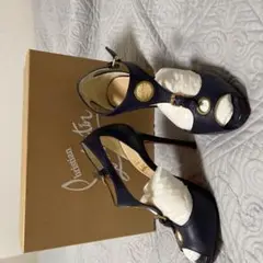 クリスチャンルブタン美品