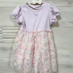 ユニコーン刺繍付き薄紫色ワンピース