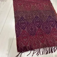赤紫系模様のストール