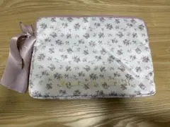 メゾンドフルール　PCケース