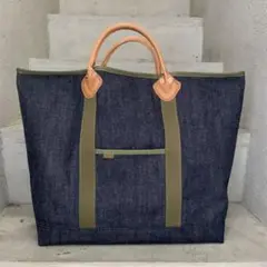 Item thumbnail for item 27200228-b0cc-4e44-ae24-3bc28863aa77