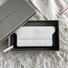 美品✨MARNI マルニ レザー バイカラー ラウンドファスナー 小銭入れ 白黒