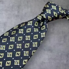 B687/FENDI フェンディ ネクタイ ブラック イエロー FFロゴ 総柄