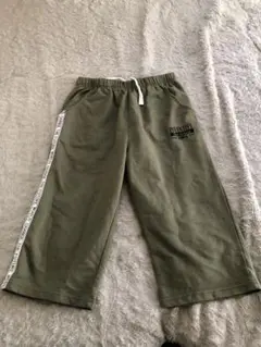 新品未使用　RESULT 半パンツ　160センチ