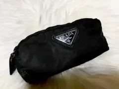 プラダポーチ