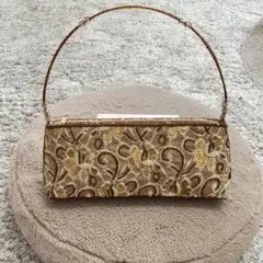 ビーズ花柄刺繍パーティバッグ　ゴールド