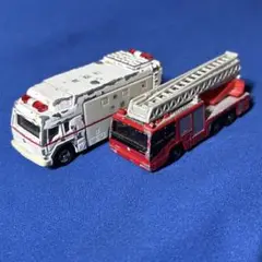 【匿名配送】トミカ HINO はしご車 & スーパーアンビュランス 2個セット