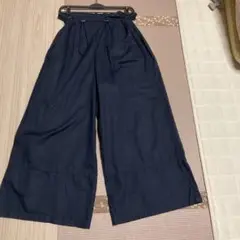 DoCLASSEワイドパンツネイビー