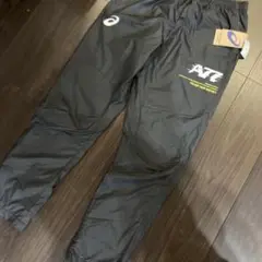 ASICS AT1 トレーニングパンツ ブラック　ウィンドブレーカー